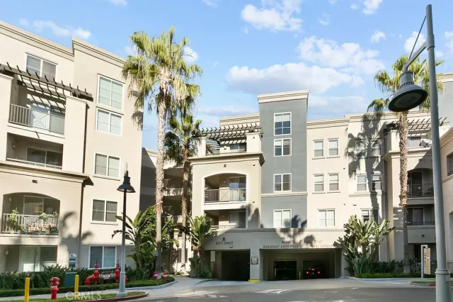 MLS: PW26134950 Condo For Sale