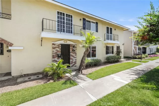 MLS: PW26139174 Condo For Sale