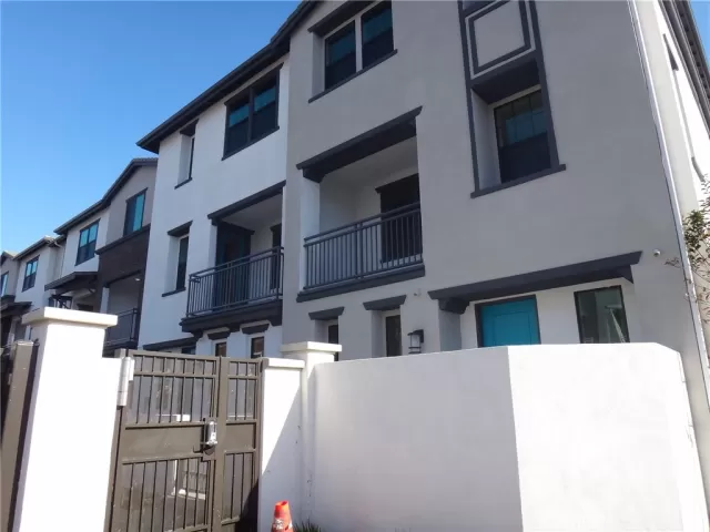 MLS: RS22261359 Condo For Sale