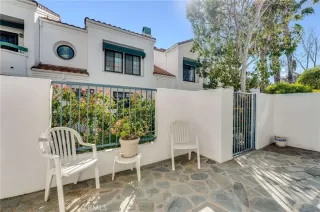 Photo #3: RS23039906 Listing