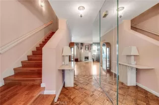 Photo #5: RS23039906 Listing