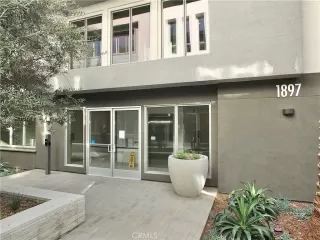 Photo #2: RS23051953 Listing