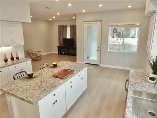 Photo #6: RS23051953 Listing