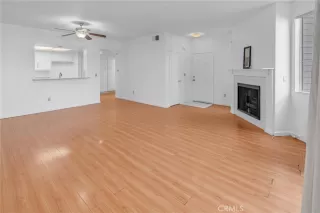 Photo #5: RS23082712 Listing