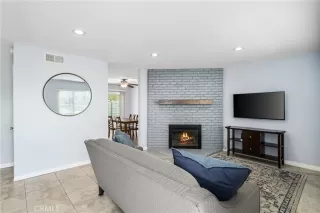 Photo #3: RS23121219 Listing 