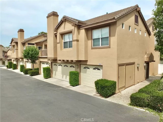 MLS: RS23148312 Condo For Sale