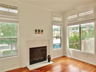 Photo #5: RS23148312 Listing