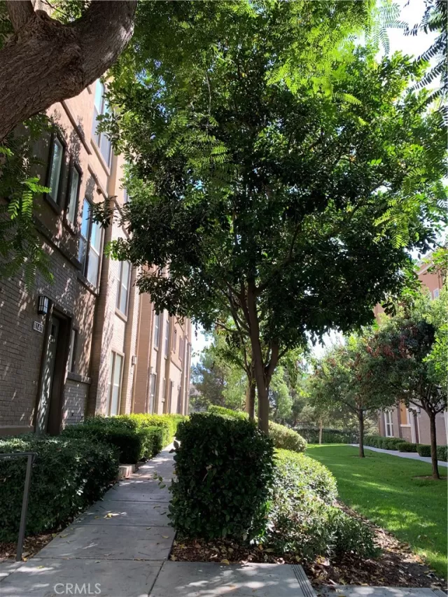 MLS: RS23175277 Condo For Sale