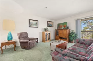 Photo #3: RS23224876 Listing