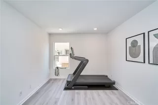 Photo #5: RS24012725 Listing