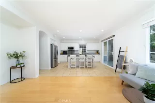 Photo #5: RS24015074 Listing 