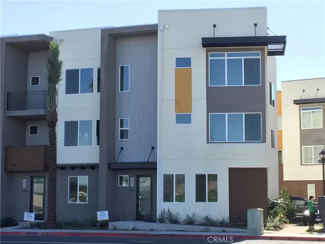 MLS: RS24065017 Condo For Sale