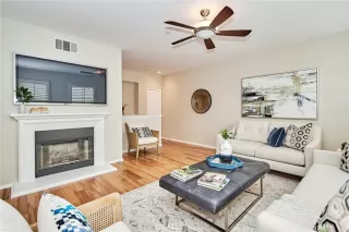 Photo #5: RS24083805 Listing 