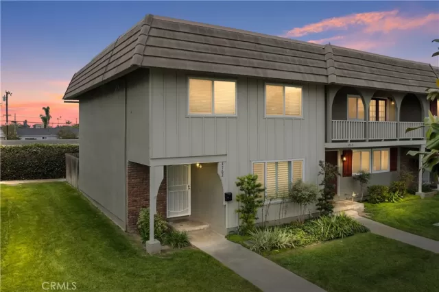 MLS: RS24095987 Condo For Sale