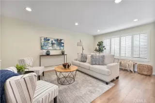 Photo #3: RS24095987 Listing 