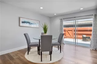 Photo #6: RS24119165 Listing 