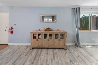 Photo #6: RS24120488 Listing