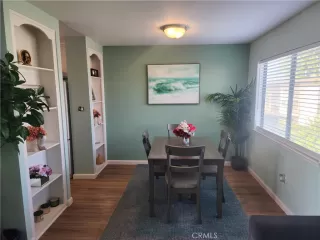 Photo #3: RS24124140 Listing