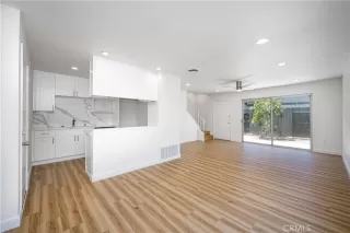 Photo #5: RS24132581 Listing 