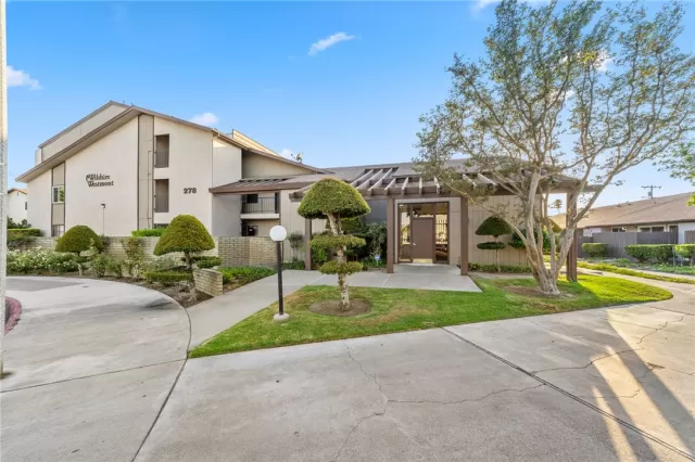 MLS: RS24148358 Condo For Sale