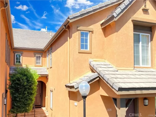 MLS: RS24153045 Condo For Sale