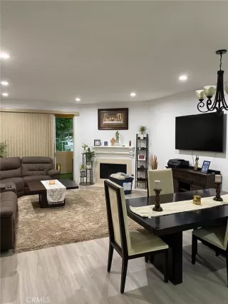 Photo #4: RS24204913 Listing 