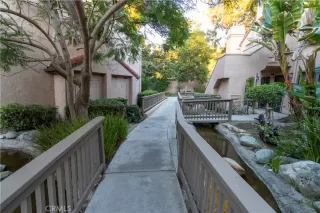 Photo #3: RS24222187 Listing