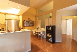 Photo #5: RS24222187 Listing