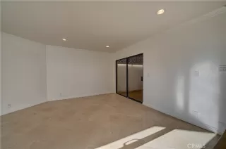 Photo #3: RS24234704 Listing