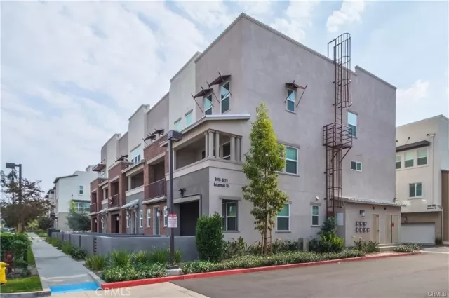 MLS: RS24238344 Condo For Sale