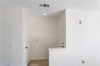 Photo #4: RS24241052 Listing