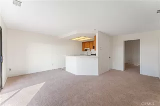 Photo #5: RS24241052 Listing