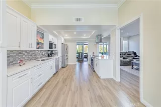 Photo #4: RS24242047 Listing 