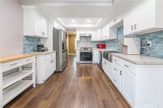 Photo #6: RS24242600 Listing 