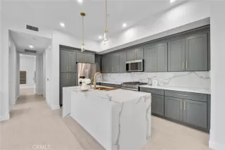 Photo #2: RS24246431 Listing 