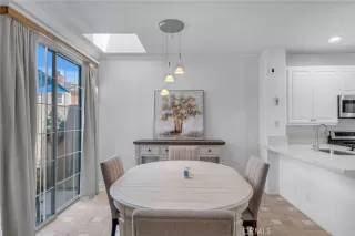 Photo #1: RS25000076 Listing 