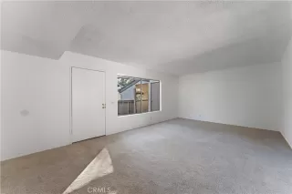 Photo #2: RS25014488 Listing