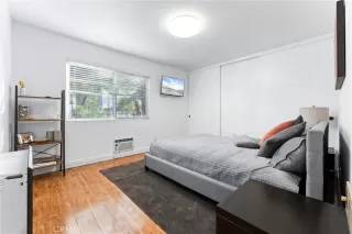 Photo #6: RS25029113 Listing 