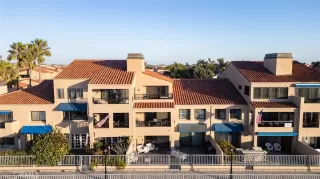 Photo #3: RS25043197 Listing 