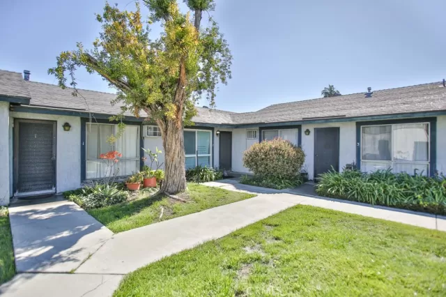 MLS: RS25051230 Condo For Sale