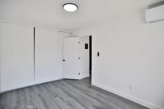 Photo #3: RS25051230 Listing