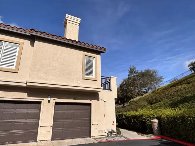 MLS: RS25057416 Condo For Sale