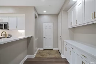 Photo #4: RS25067355 Listing