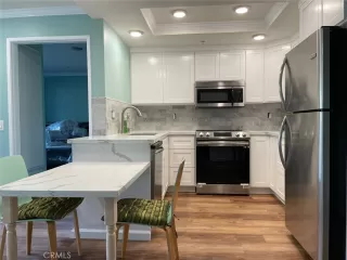 Photo #2: RS25075132 Listing