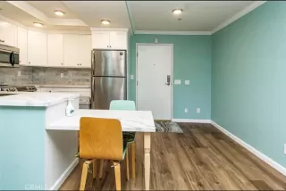 Photo #6: RS25075132 Listing