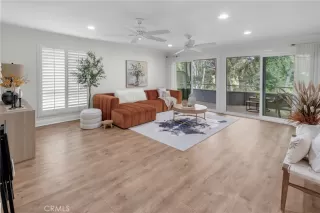 Photo #6: RS25085947 Listing 