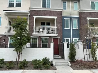 Photo #4: RS25099542 Listing 