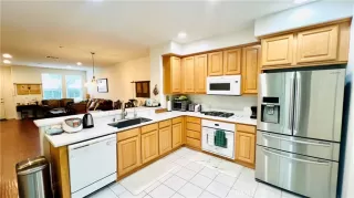 Photo #3: RS25103369 Listing 