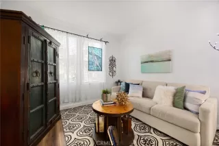 Photo #4: RS25114663 Listing