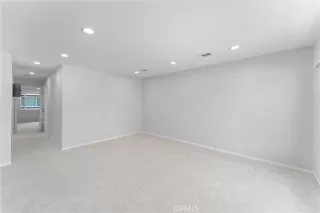 Photo #5: RS25124383 Listing 